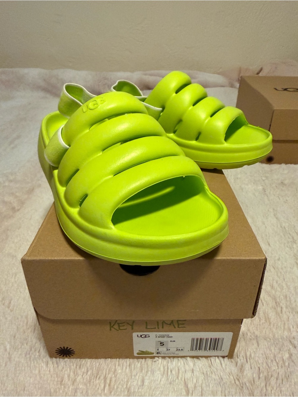 UGG Kids/ Women’s Neon Lime Sport Yeah Slide Sandals